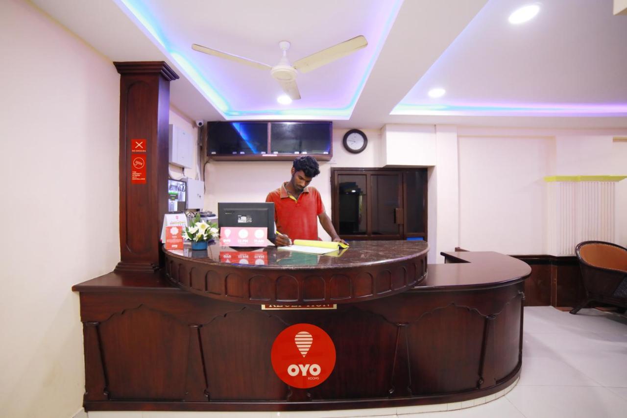 OYO 7926 Hotel Fort View Thiruvananthapuram Buitenkant foto